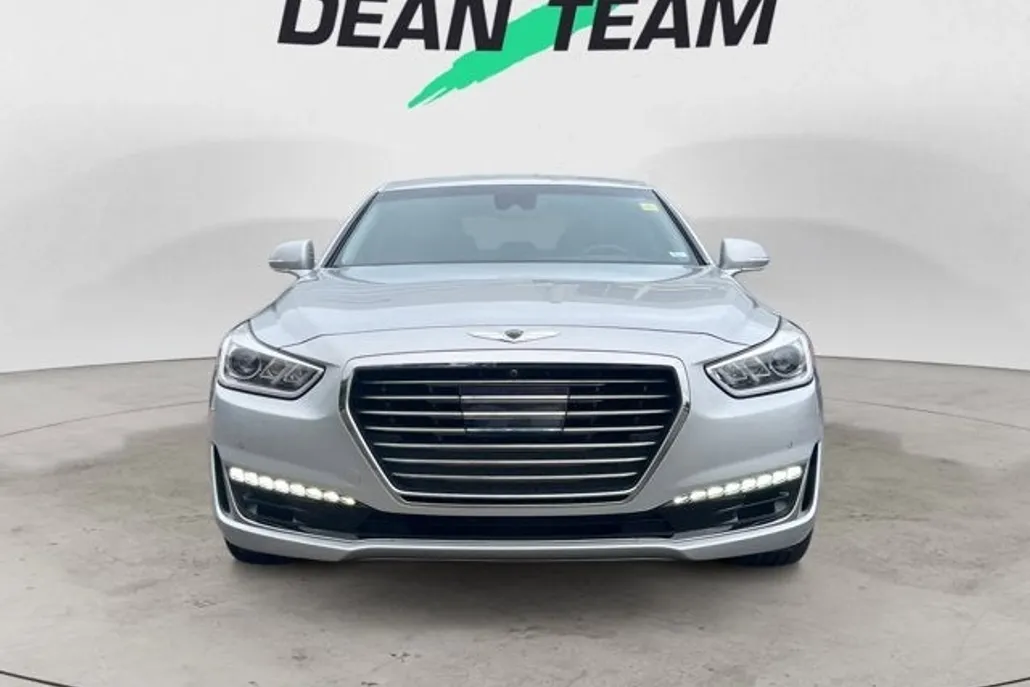 2019 Genesis G90 5.0L Ultimate photo 1