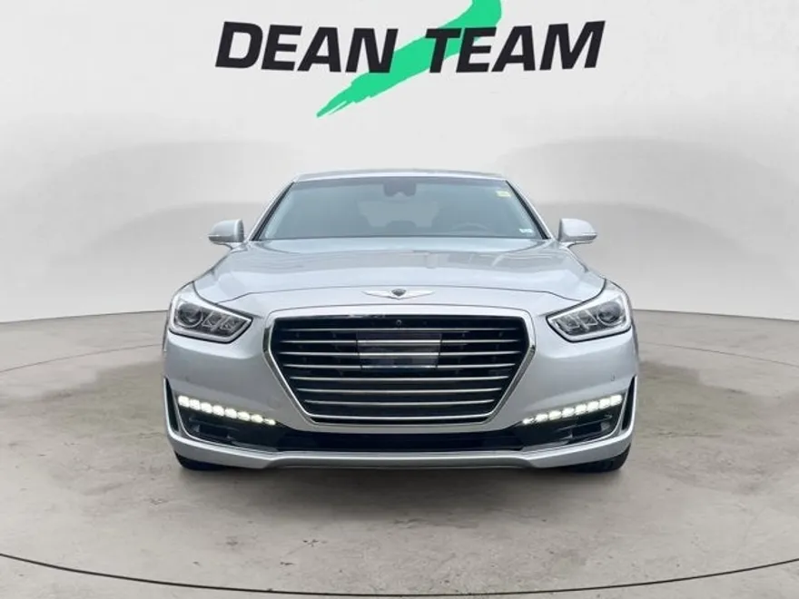 2019 Genesis G90 5.0L Ultimate photo 1