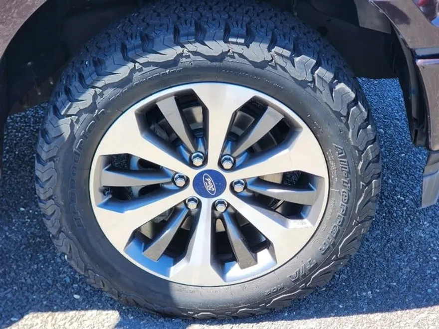 2020 Ford F-150 XL photo 1