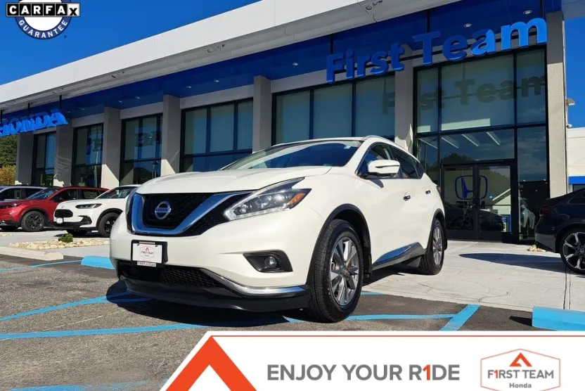 2018 Nissan Murano SL photo 1