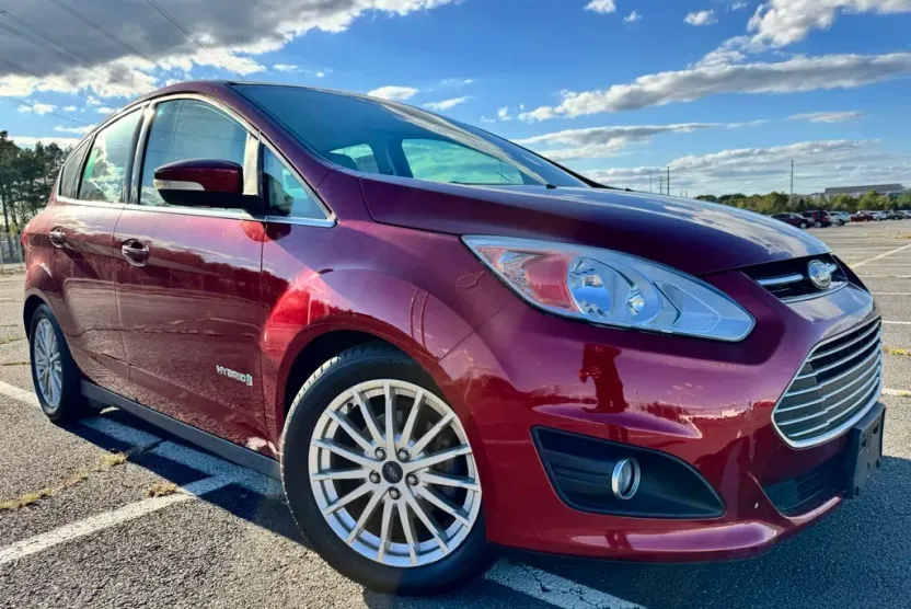 2015 Ford C-Max Hybrid SEL photo 1
