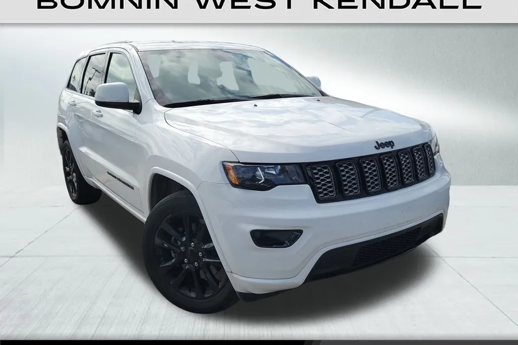 2021 Jeep Grand Cherokee Laredo X photo 1