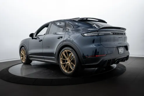 2024 Porsche Cayenne Turbo GT photo 3
