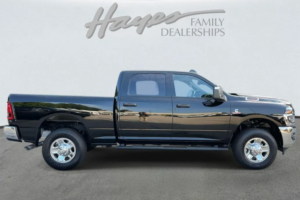 2025 Ram 2500 Tradesman photo 1