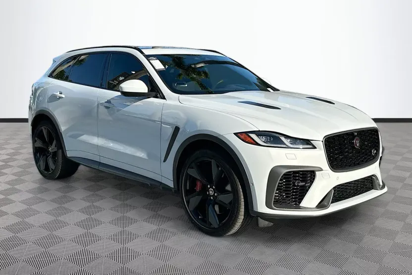 2021 Jaguar F-PACE SVR photo 1