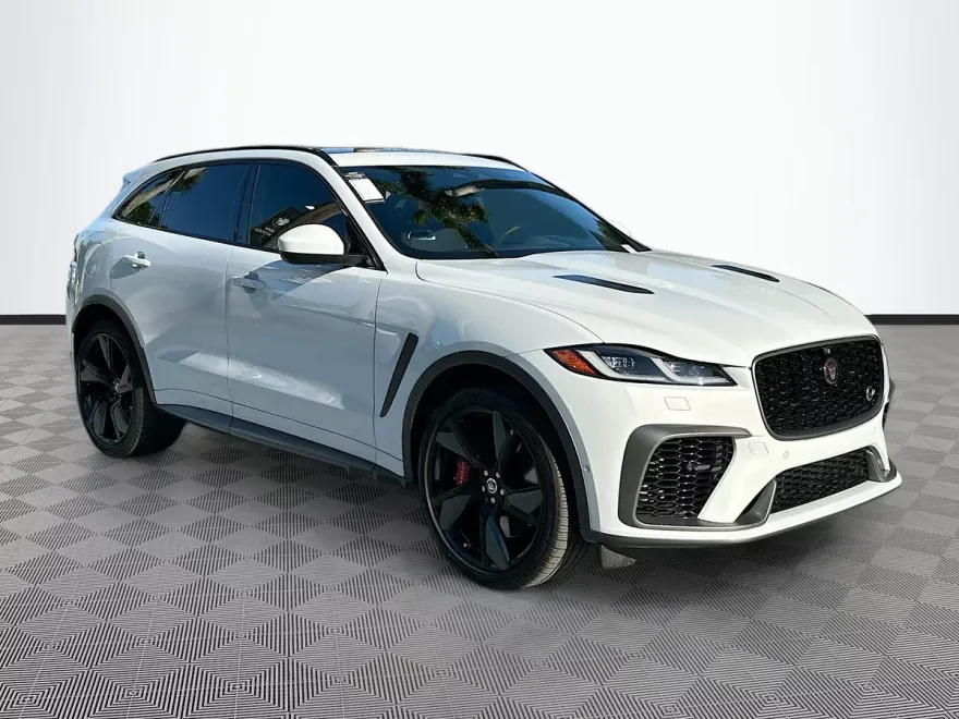 2021 Jaguar F-PACE SVR photo 1