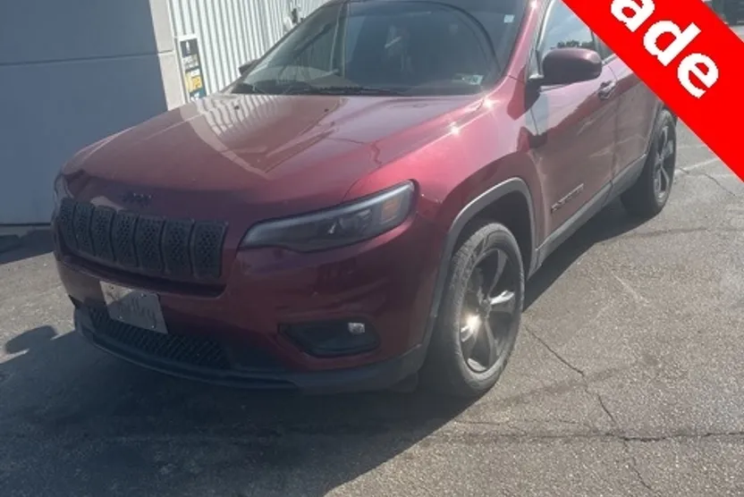 2020 Jeep Cherokee Altitude photo 1