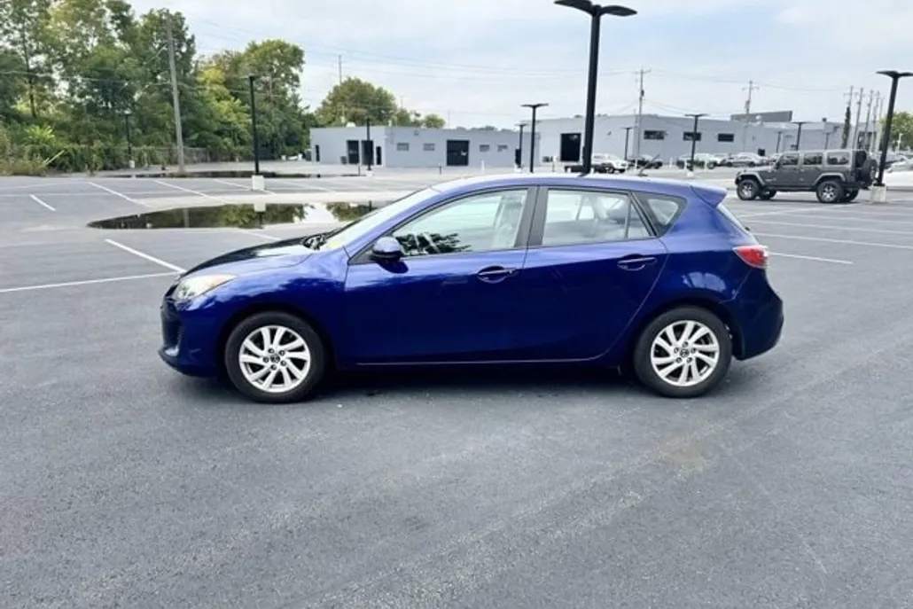 2013 Mazda Mazda3 Grand Touring photo 1