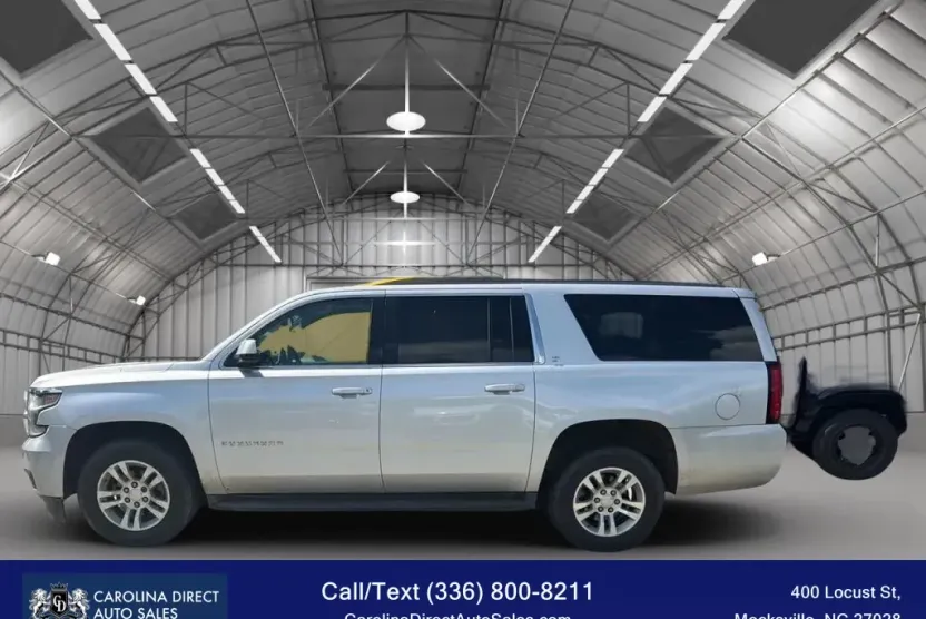 2018 Chevrolet Suburban 1500 LT photo 1