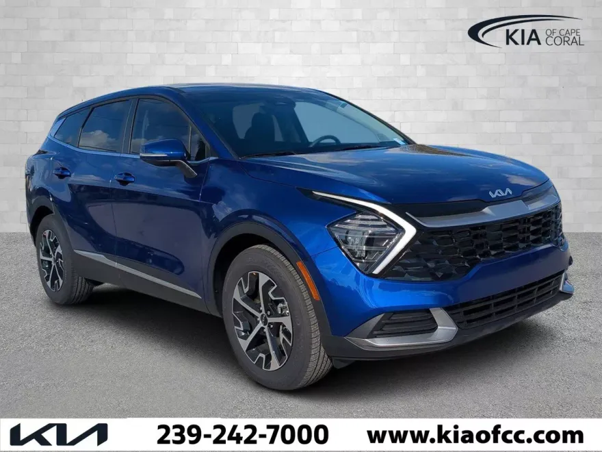 2025 Kia Sportage EX photo 1