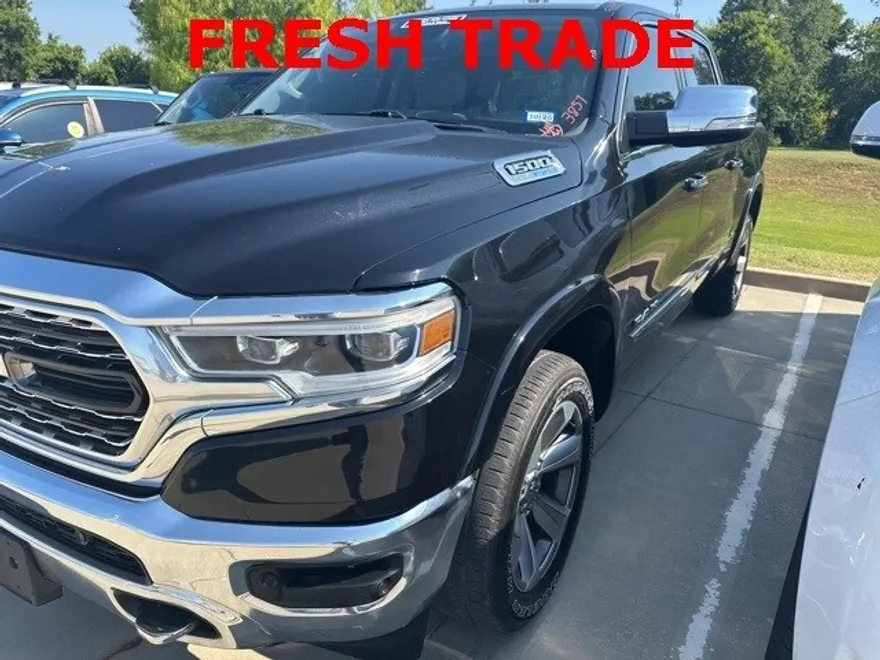 2022 Ram 1500 Limited photo 1