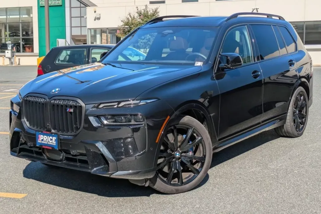 2025 Bmw X7 M60i photo 1