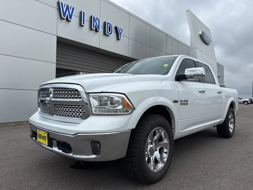2013 Ram 1500 Laramie photo 1