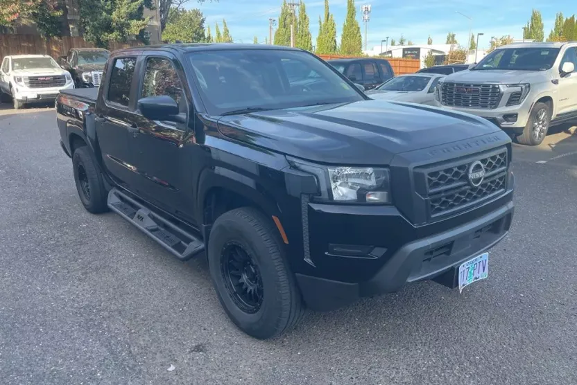 2022 Nissan Frontier S photo 1