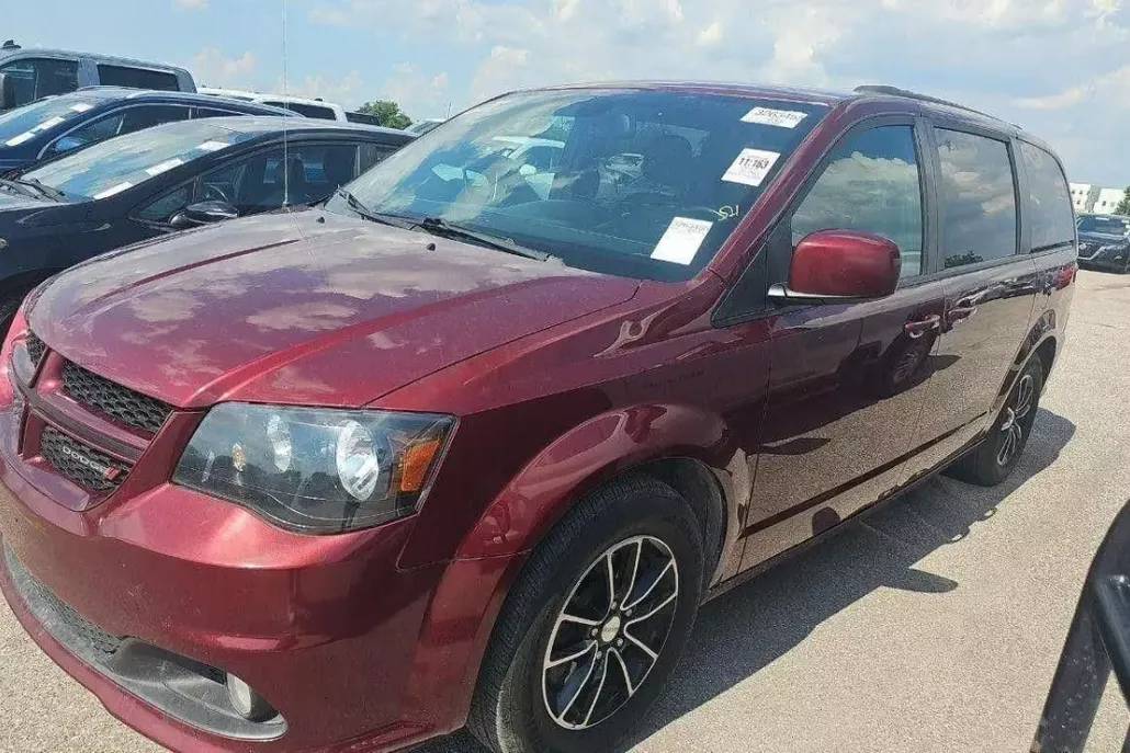 2018 Dodge Grand Caravan GT photo 1