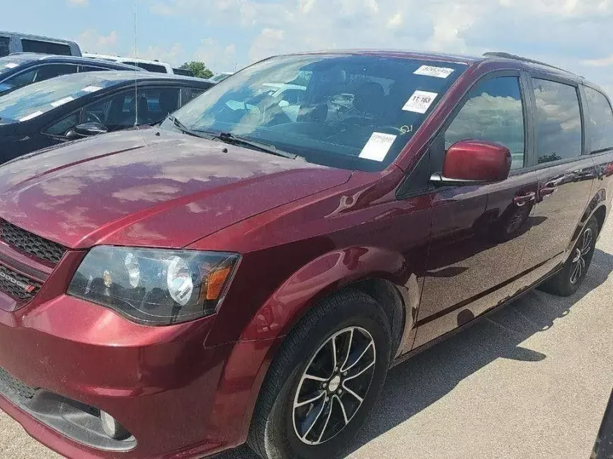 2018 Dodge Grand Caravan GT photo 1