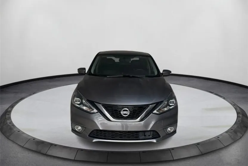 2016 Nissan Sentra SR photo 1