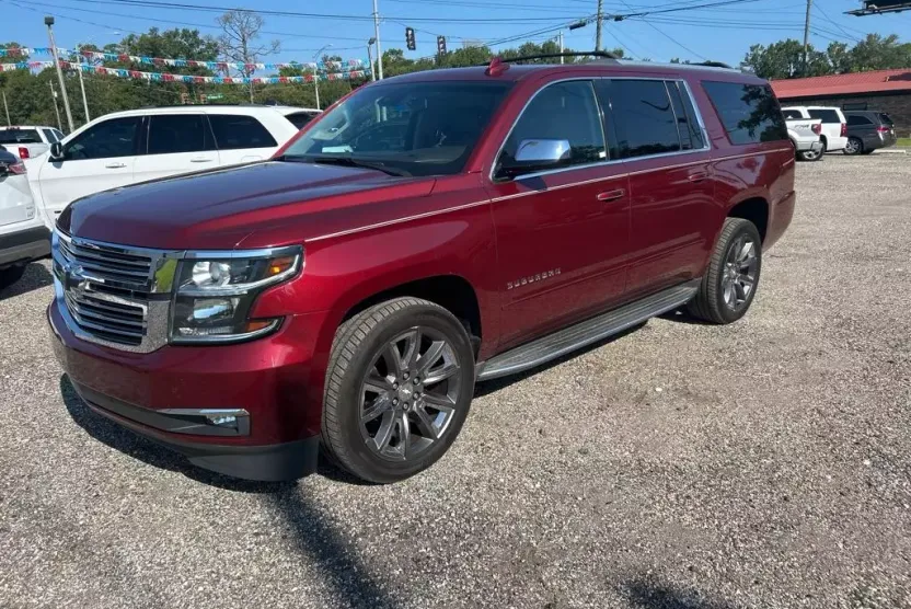 2018 Chevrolet Suburban 1500 Premier photo 1