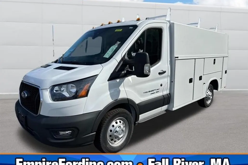2024 Ford Transit photo 1
