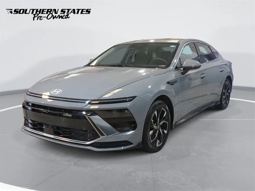 2024 Hyundai Sonata SEL photo 1