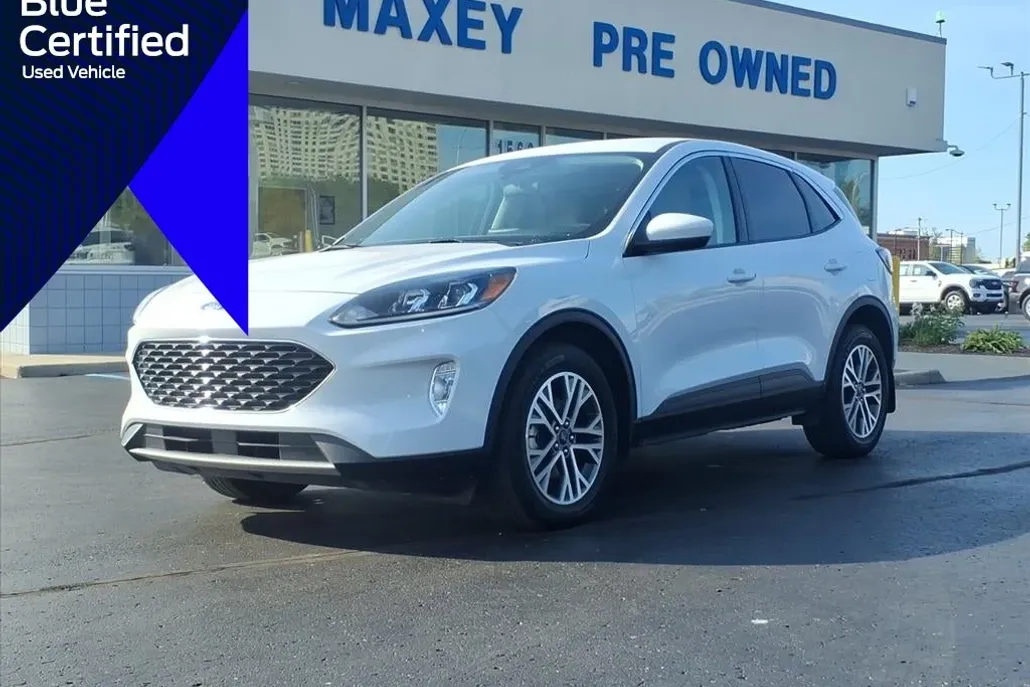 2022 Ford Escape Hybrid SEL photo 1