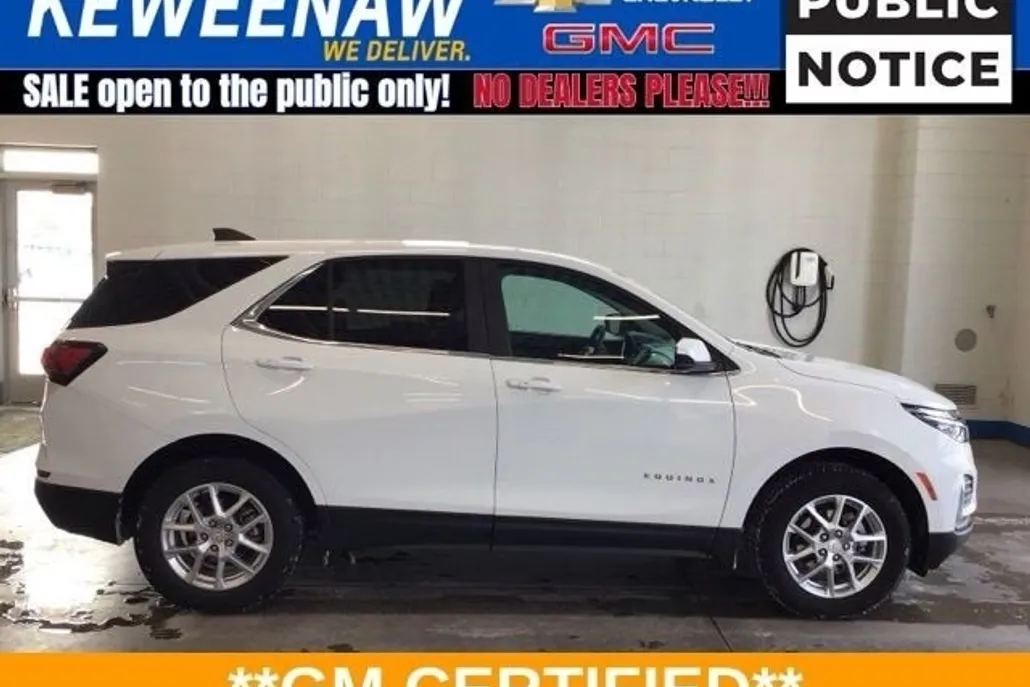 2024 Chevrolet Equinox LT photo 1
