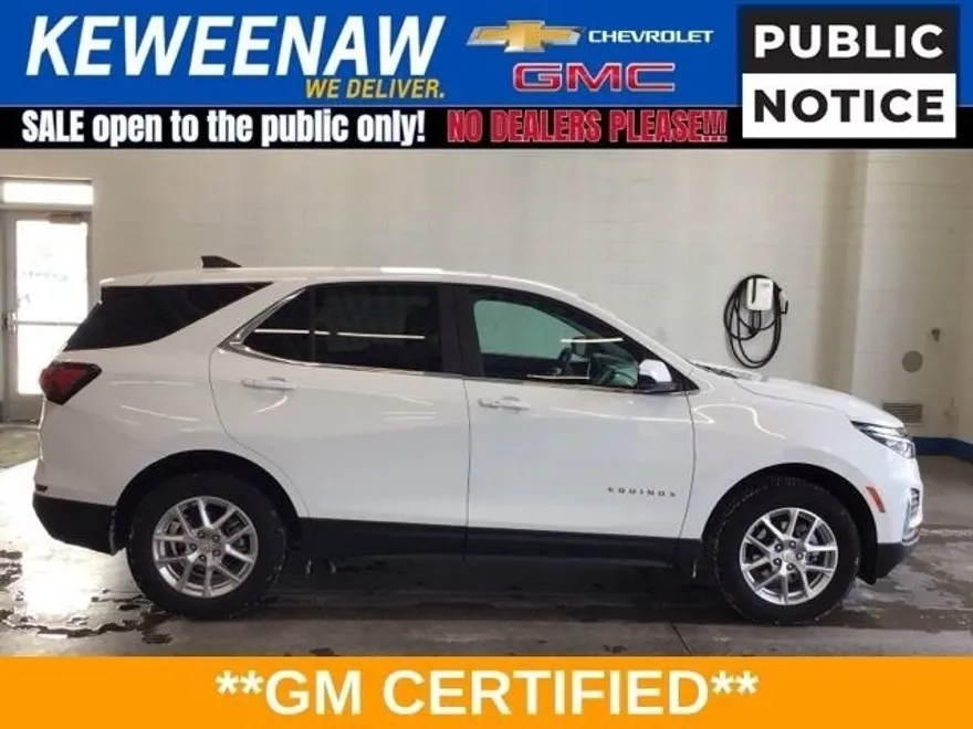 2024 Chevrolet Equinox LT photo 1