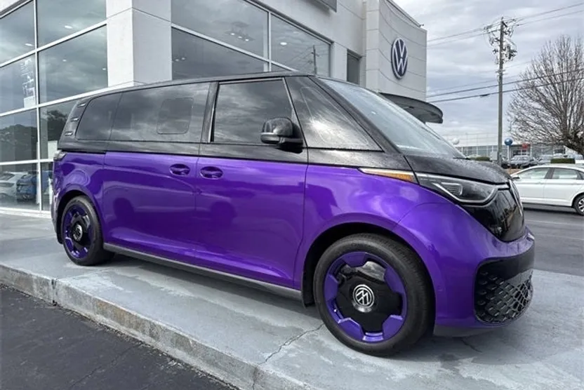 2025 Volkswagen ID. Buzz Pro S photo 1
