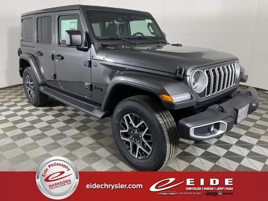 2025 Jeep Wrangler Sahara photo 1