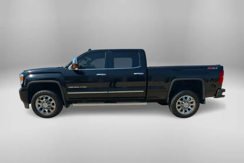 2015 Gmc Sierra 2500 HD Denali photo 1