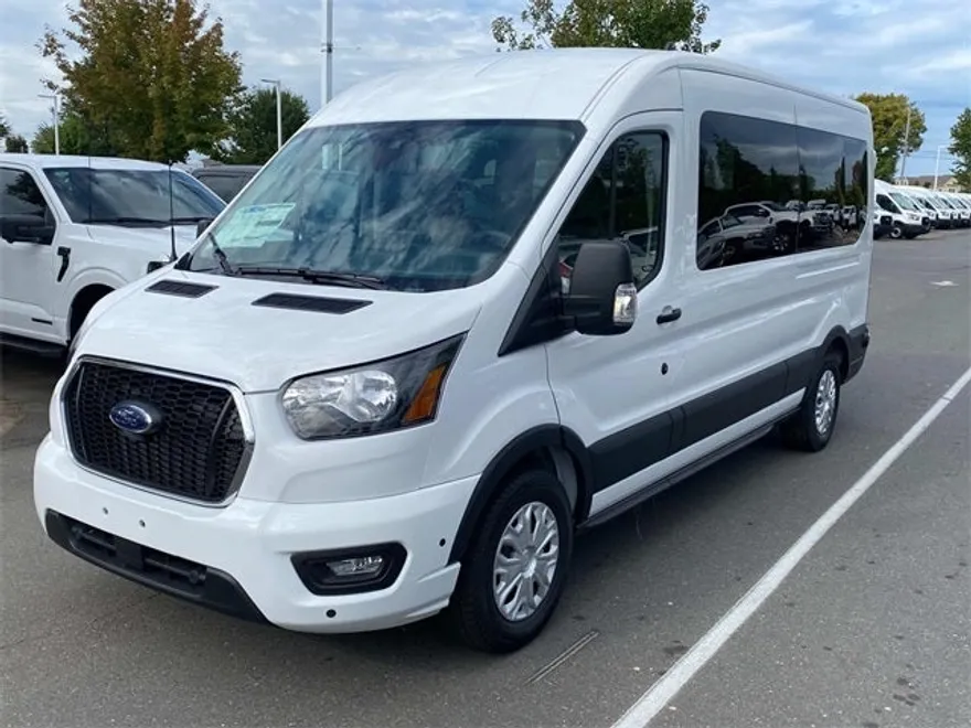 2025 Ford Transit Passenger XLT photo 1