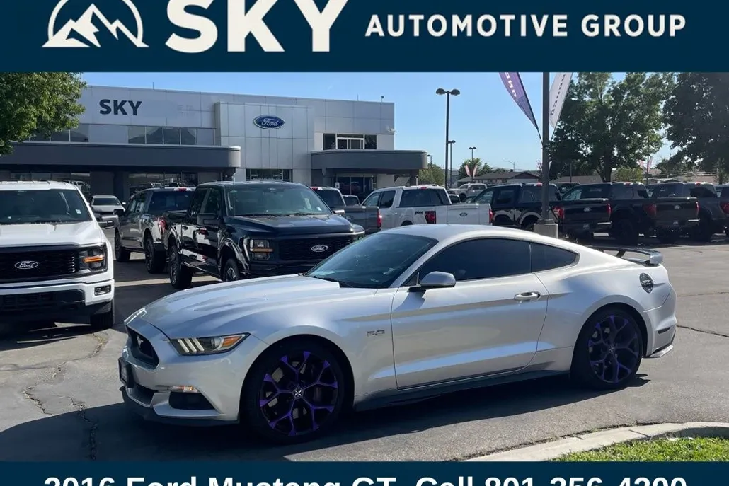 2016 Ford Mustang GT photo 1