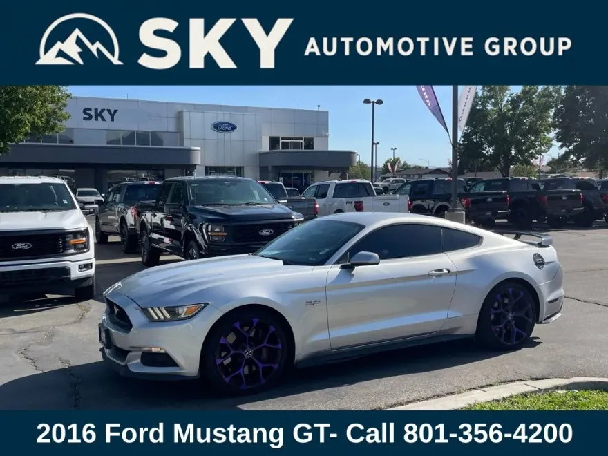 2016 Ford Mustang GT photo 1