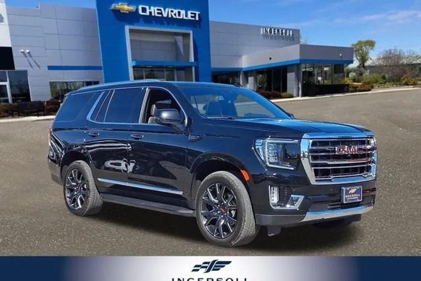 2023 Gmc Yukon SLT photo 1