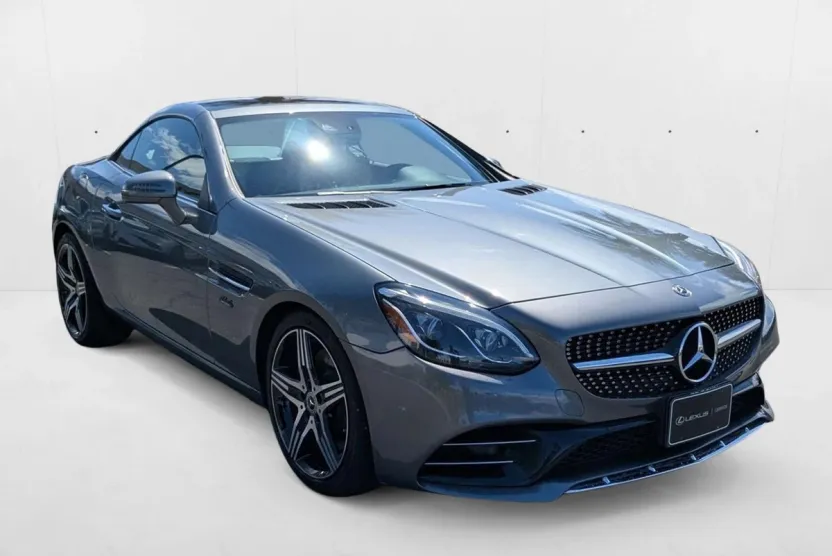 2020 Mercedes Benz SLC 300 photo 1