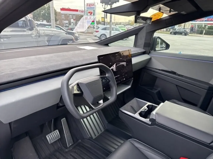 2024 Tesla Cybertruck Cyberbeast photo 1