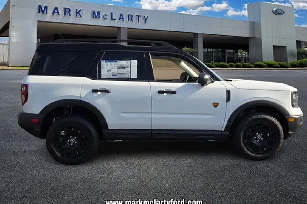 2025 Ford Bronco Sport Badlands photo 1