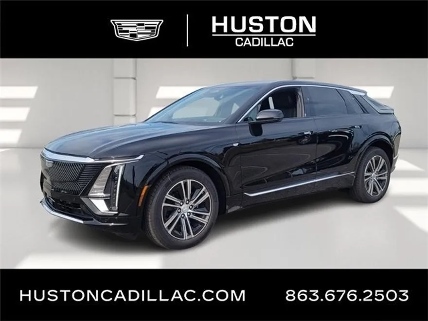 2025 Cadillac Lyriq Luxury photo 1