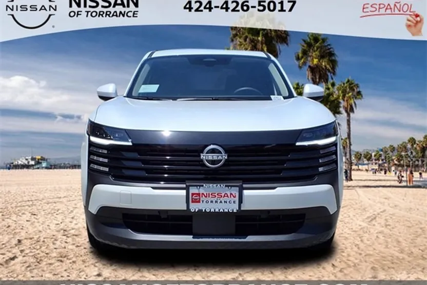 2025 Nissan Kicks SV photo 1