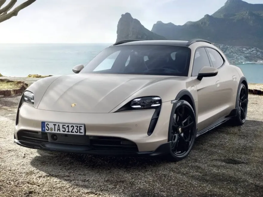 2024 Porsche Taycan 4S Cross Turismo photo 1