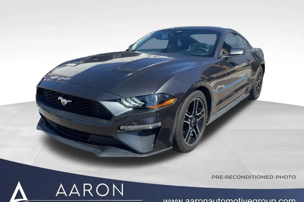 2022 Ford Mustang EcoBoost photo 1