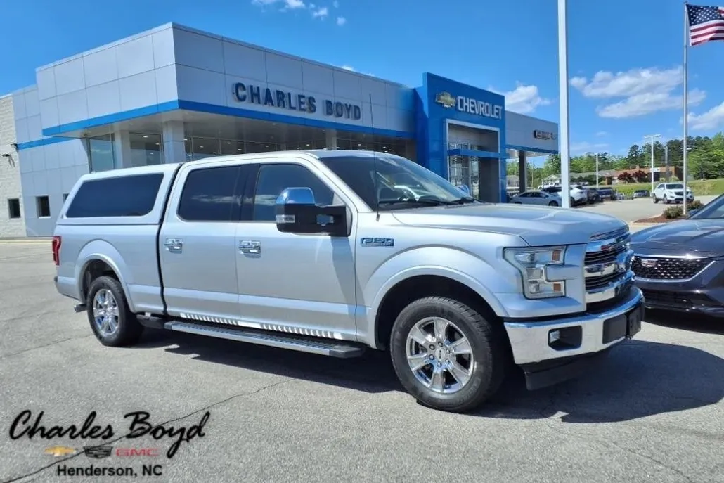 2017 Ford F-150 Lariat photo 1