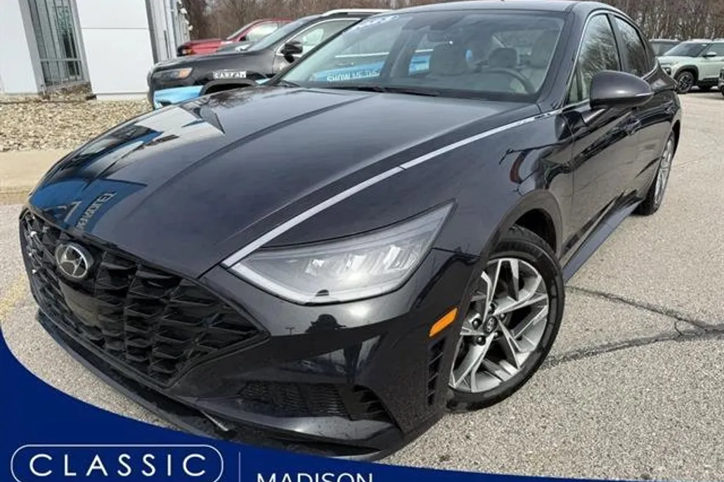 2023 Hyundai Sonata SEL photo 1