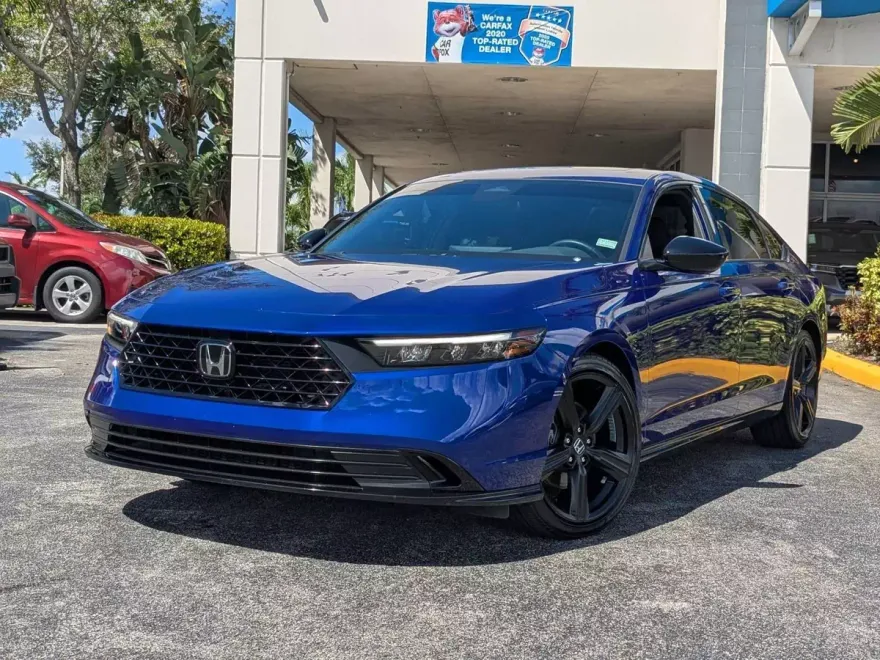 2023 Honda Accord Hybrid Sport-L photo 1