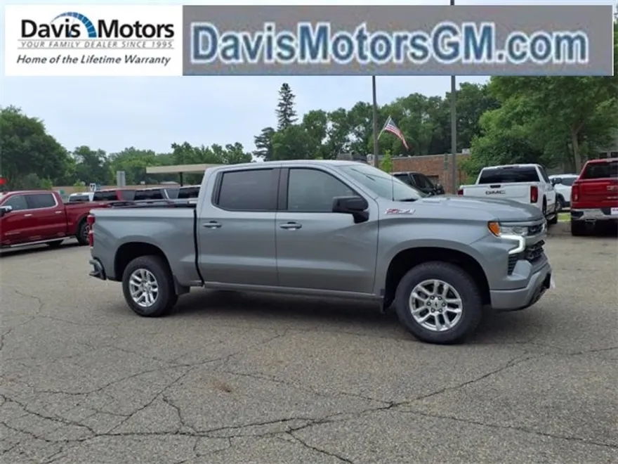 2023 Chevrolet Silverado 1500 RST photo 1