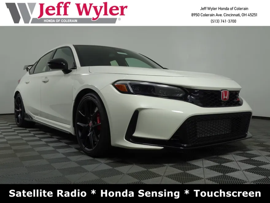 2025 Honda Civic Type R photo 1
