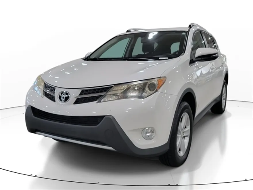 2014 Toyota RAV4 XLE photo 1