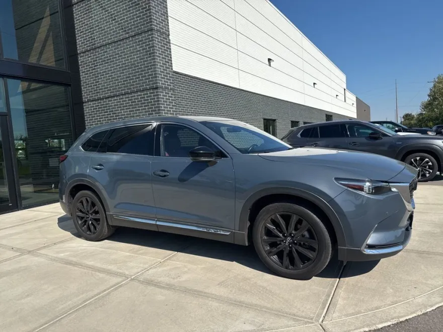 2023 Mazda CX-9 Carbon photo 1