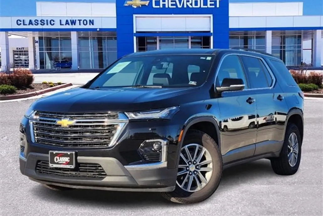 2023 Chevrolet Traverse Leather photo 1