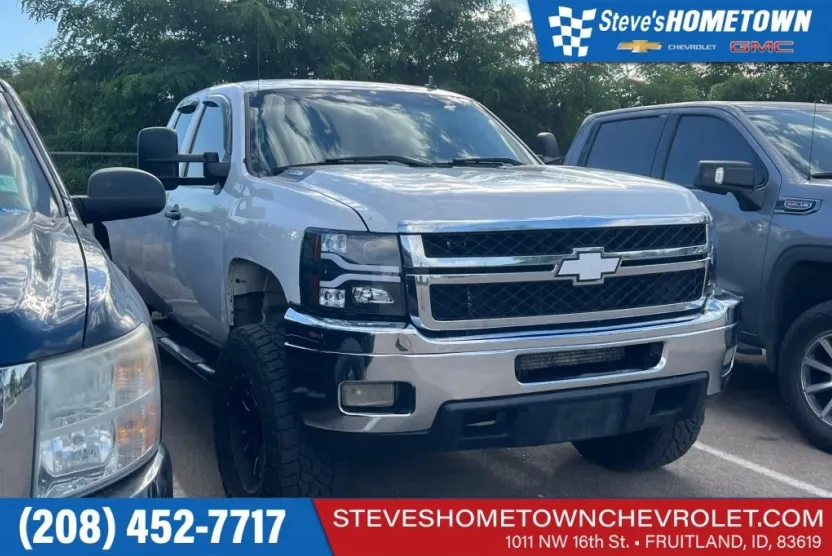 2013 Chevrolet Silverado 3500HD LT photo 1